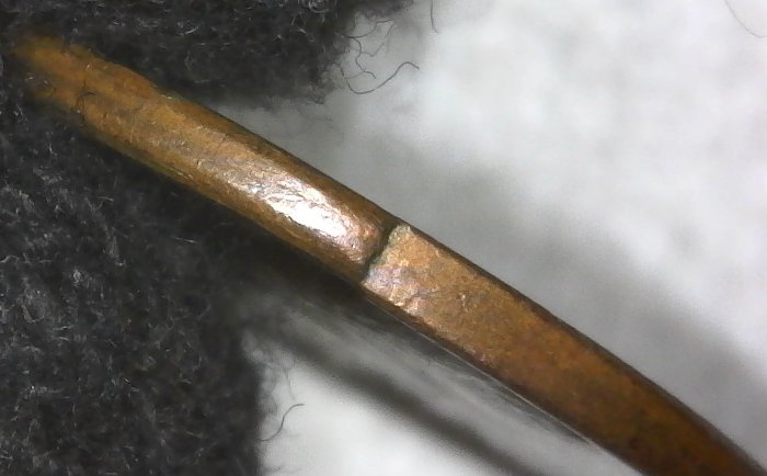 1973-D-Lincoln-Memorial-Cent-With-Retained-Collar-Break
